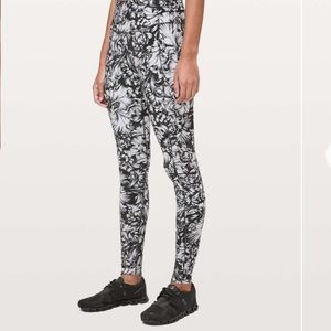 Lululemon fast and free full length 28” size 4